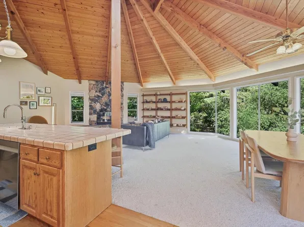 650 Wild Oak Drive, Santa Rosa, CA 95409