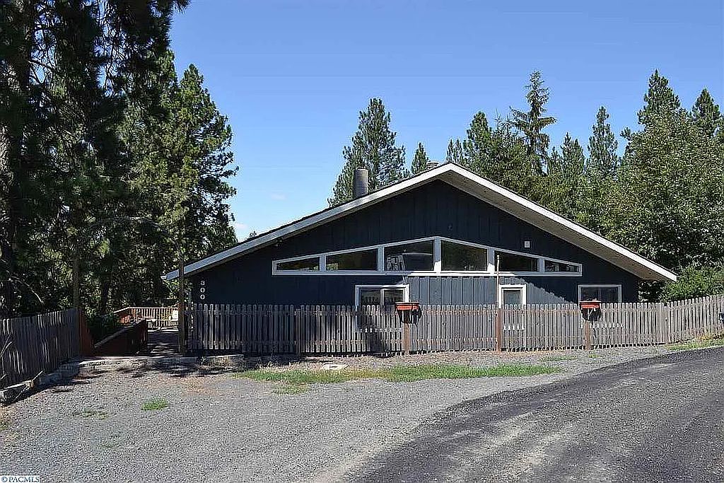 300 E Harrison St, Palouse, WA 99161 Zillow