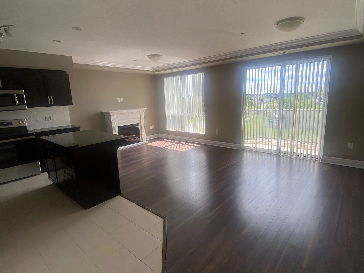 Juliana Place II Apartments — Photo 3