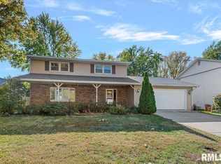 734 Evergreen Dr, Chatham, IL 62629