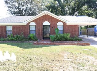 5100 N Circle Rd, Memphis, TN 38127