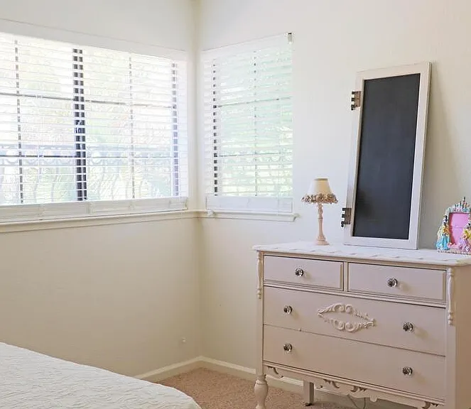 4946 Felicia Way — Photo 12