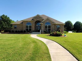 1001 W McArthur St, Madill, OK 73446