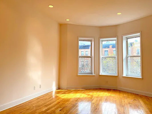 Rented by Douglas Elliman | media 31