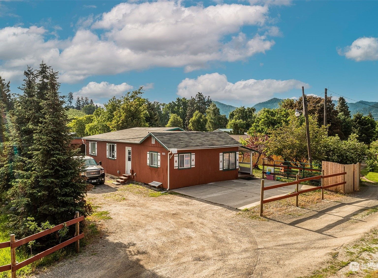 8681 N Dryden Road, Cashmere, WA 98815 MLS 2066127 Zillow