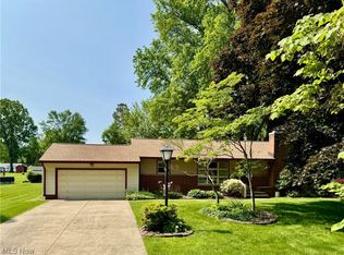 638 Fairwood Rd, Akron, OH 44319