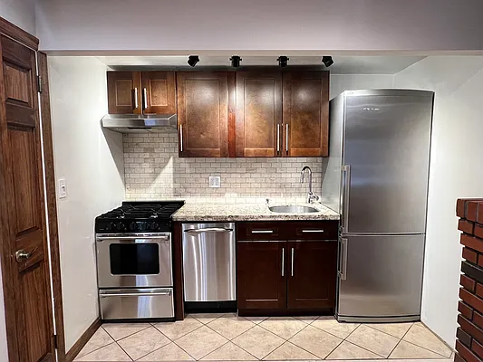 Rented by Garner Realty | media 21