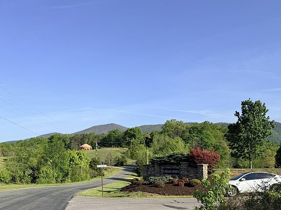 3rd image of 15 Green Level Rd