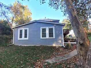 624 S 8th St APT 2, Plattsmouth, NE 68048