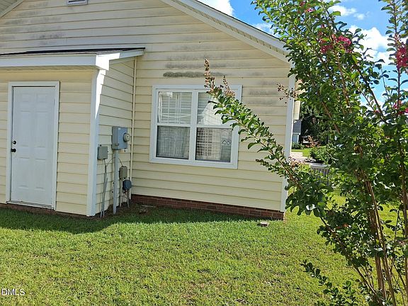 4th image of 104 Juniper Ct