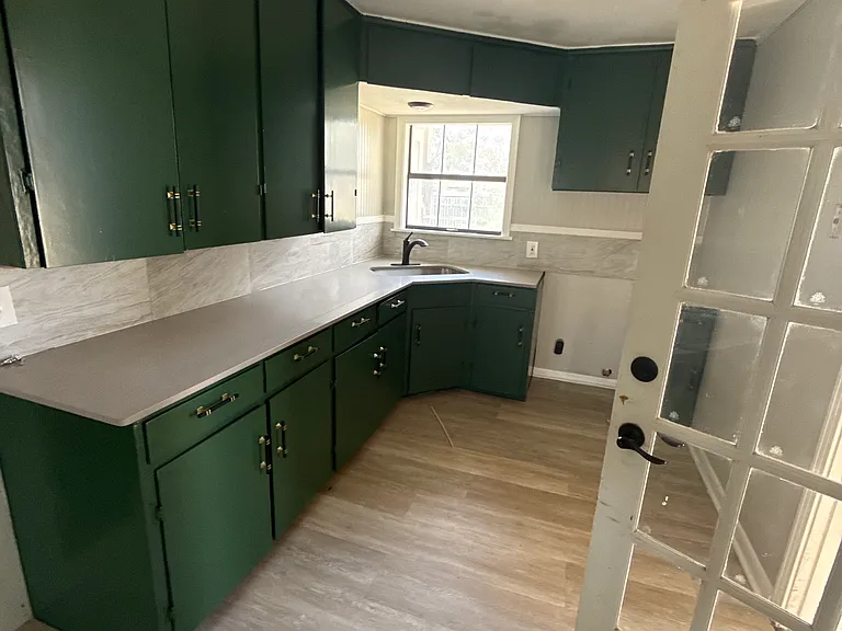 722 Sheridan Dr — Photo 5