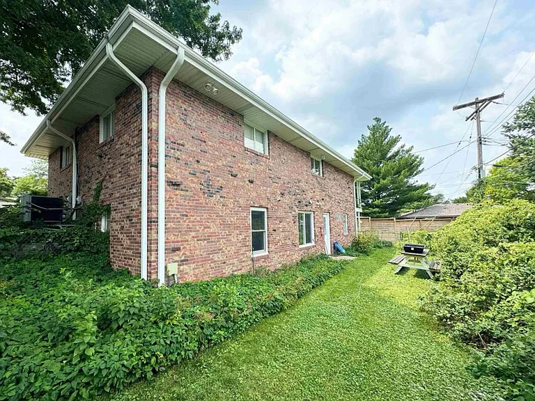 4612 Eden Cir — Photo 14