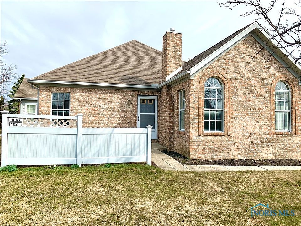 102 Stonegate Cir, Bowling Green, OH 43402 Zillow