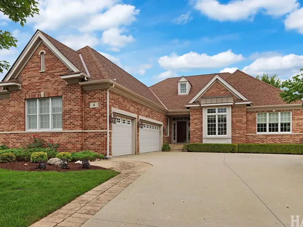 4 Chaco Ct, Barrington, IL 60010