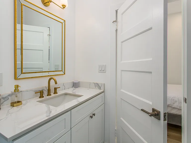 248 Alvarado St — Photo 16