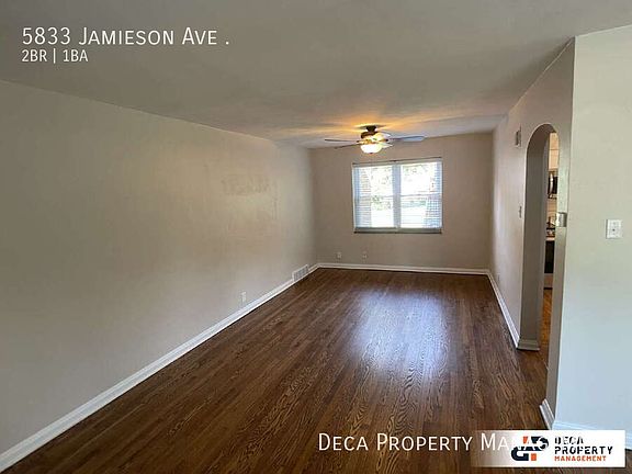 3rd image of 5833 Jamieson Ave