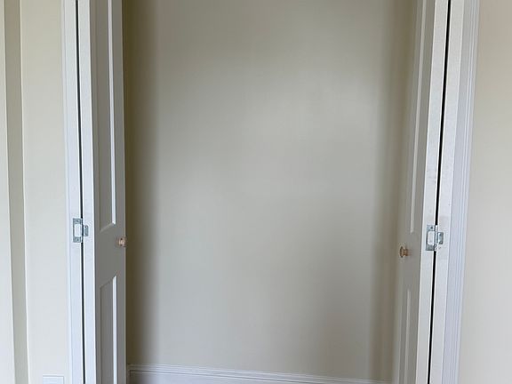 5th image of 734 2nd Ave #734B