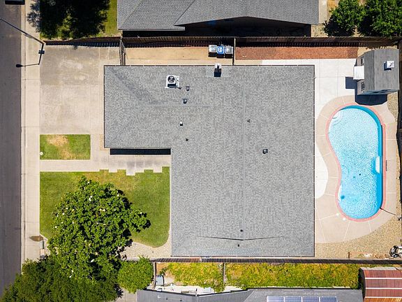 2nd image of 1059 Souza Blvd