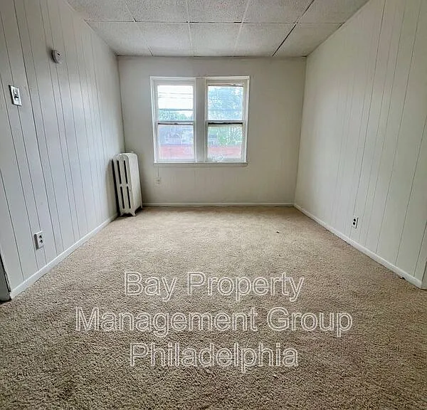 1001 Clifton Ave #2F — Photo 3