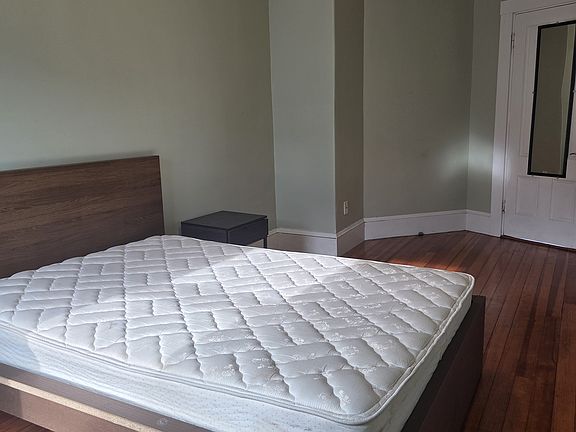 2nd image of 30-32 Auburn St #3
