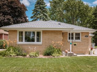 3862 N 86th St, Milwaukee, WI 53222