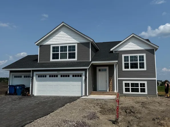 19853 English Ave N, Forest Lake, MN 55025