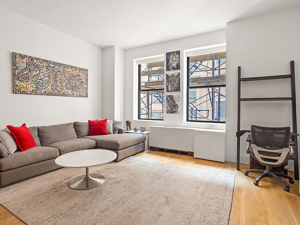1st image of 71 Nassau St APT 6B