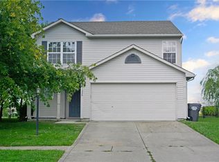 1326 Blue Grass Pkwy, Greenwood, IN 46143
