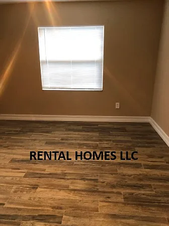 1359 Sophie Blvd — Photo 3