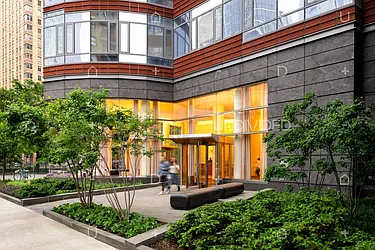 Rented by Level Group