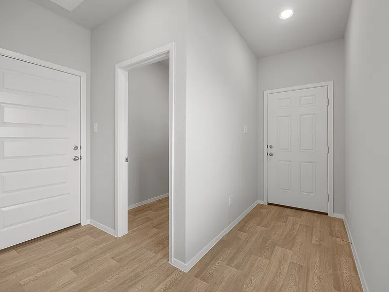 12013 Russo Dr — Photo 2