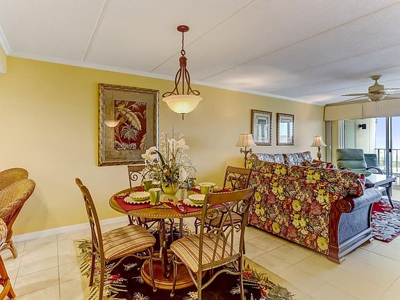 5th image of 3350 S Fletcher Ave #1E