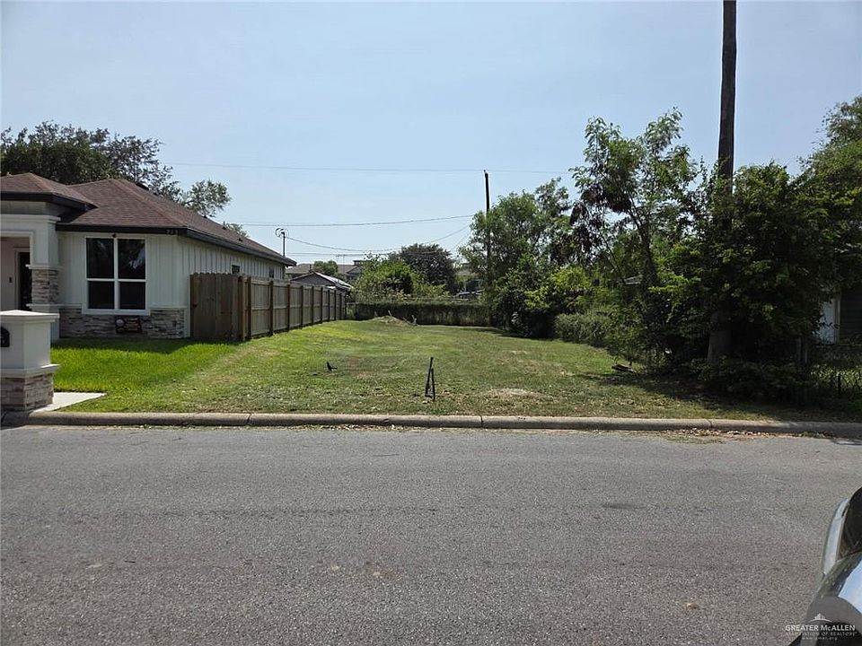 1st image of 717 N Esperanza St