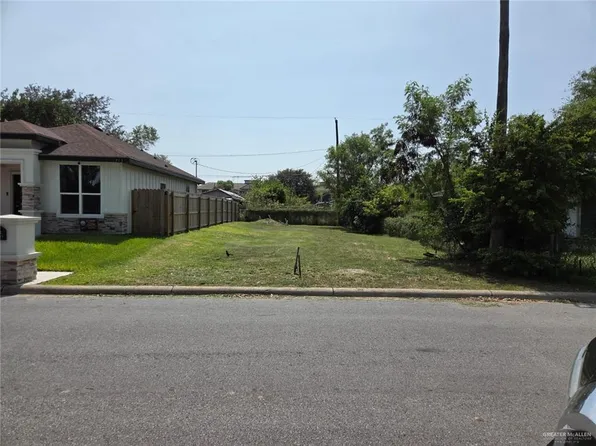 717 N Esperanza St, Pharr, TX 78577