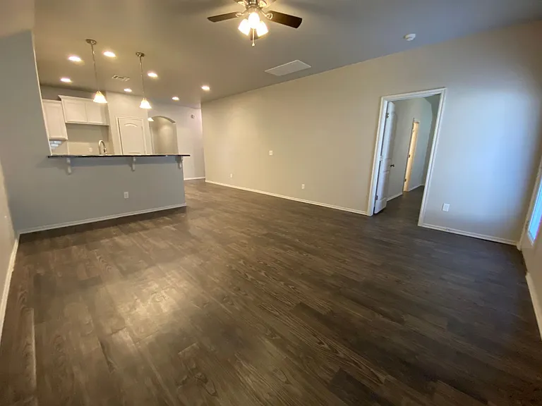 2225 Mill Creek Way — Photo 15