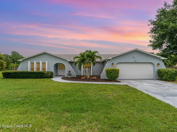 1237 Glenham Dr NE, Palm Bay, FL 32905