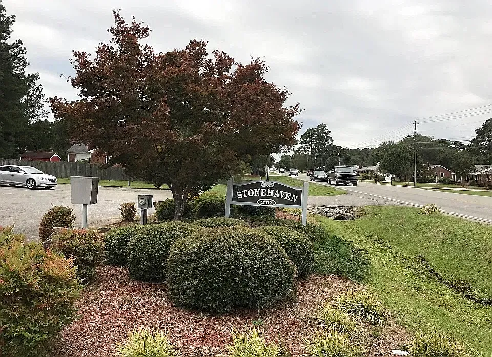 2 bed, 1000 sqft, $1,100 — Photo 2