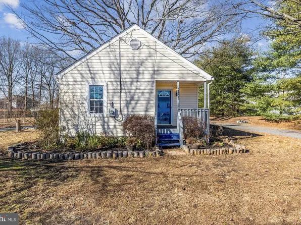 2805 Stavors Rd, Waldorf, MD 20603