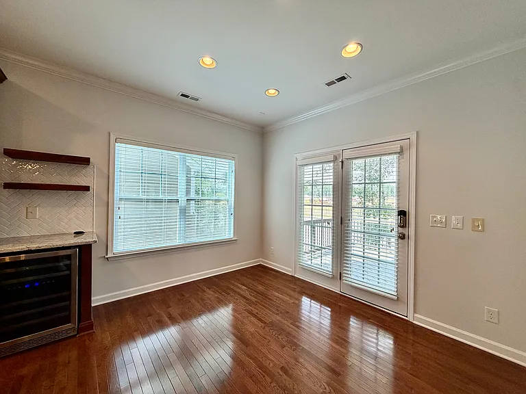 9416 Segundo Ln — Photo 18