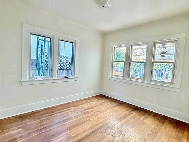 3045 Cedar St — Photo 6