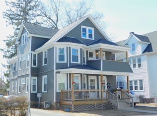 586-588 White St, Springfield, MA 01108