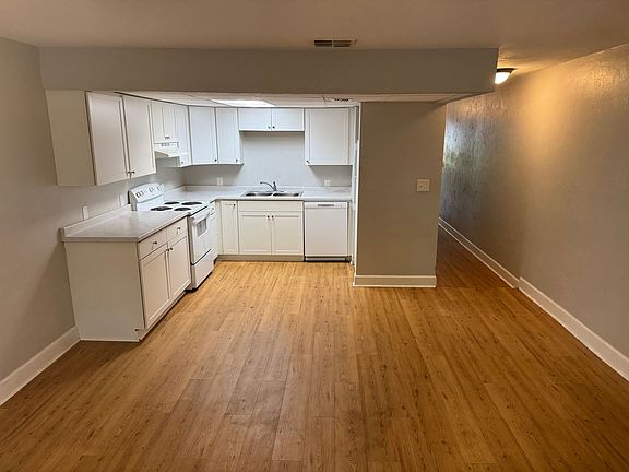 5th image of 1012 Sharer Ct Unit 23