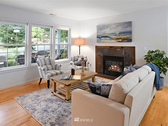 4th image of 717 Moji Ln NW
