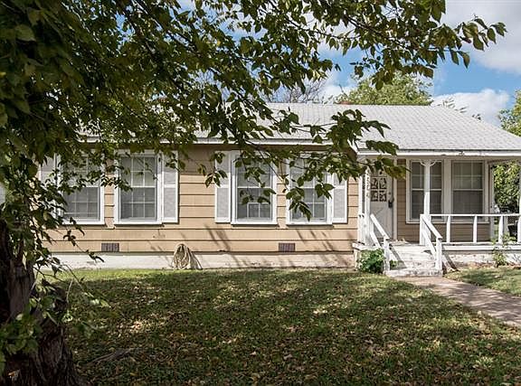 3rd image of 4904 Roanoke St