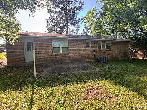 4th image of 416 Pecan Tree Dr