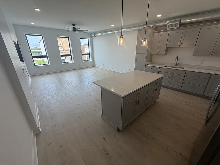 317 N 2nd St #1 — Photo 1