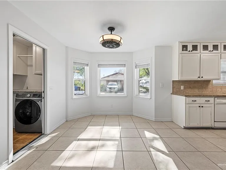 4012 Auburn Ave — Photo 8