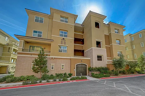 9129 Las Manaitas Ave #302 Photo 1