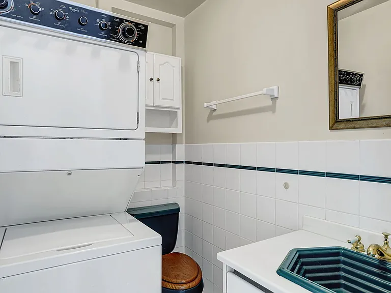 3596 Louis Rd — Photo 12