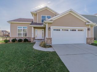 50 Dry Sage Cir, Bloomington, IL 61705